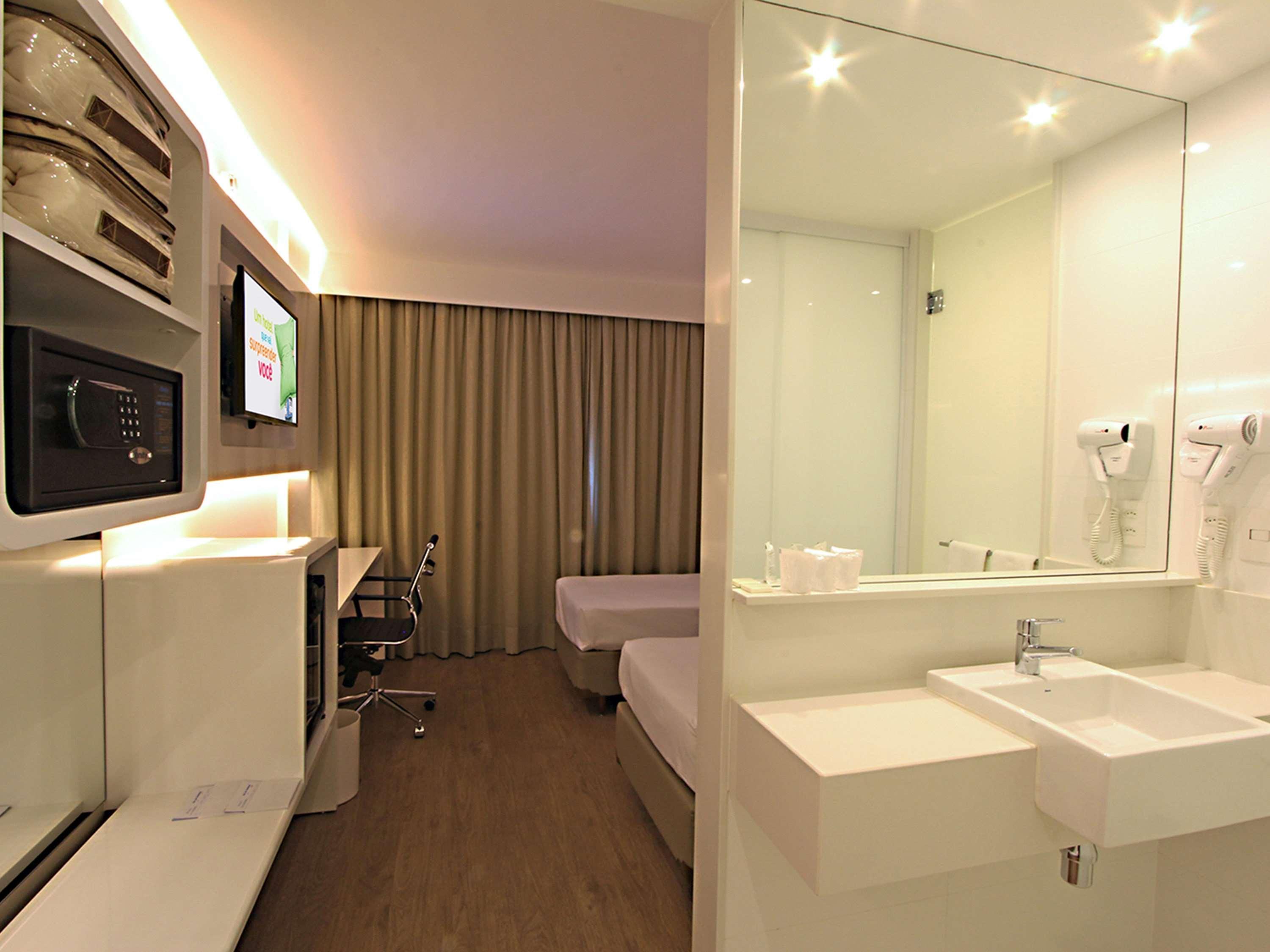 Hotel Ibis Styles Brasilia Aeroporto Extérieur photo