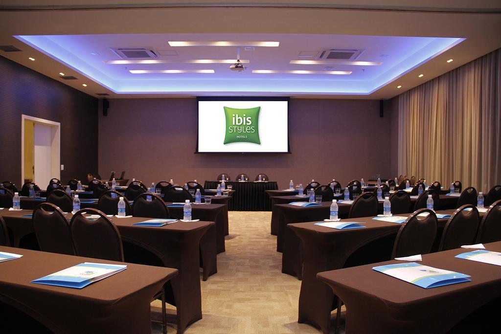 Hotel Ibis Styles Brasilia Aeroporto Extérieur photo